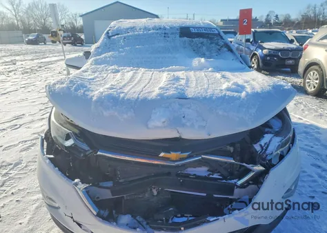 2020 Chevrolet Equinox Lt z USA, uszkodzony, nr VIN 3GNAXJEV9LS523550